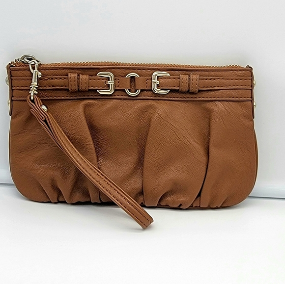 Express Handbags - Express saddle brown wristlet